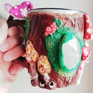 Mushroom and crystal mug